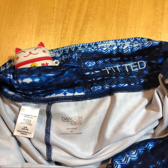 Danskin Dri-More Large 12/14 leggings with pocket - Picture 3 of 4